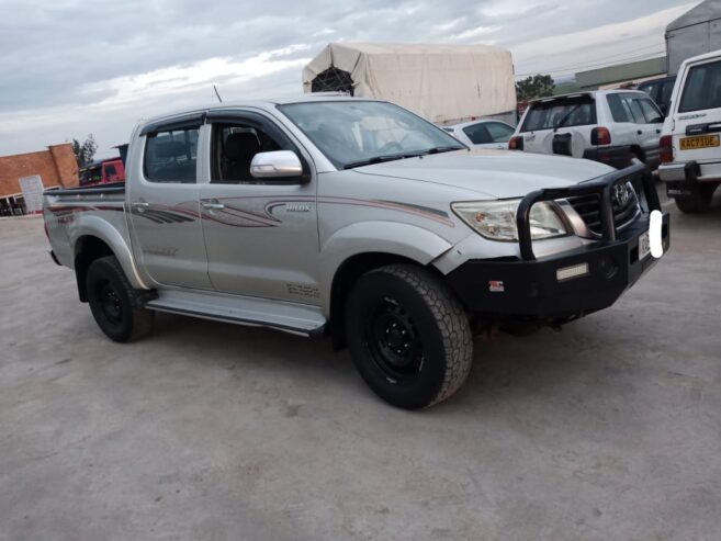TOYOTA HILUX D4D 2012 MANUAL FOR SALE AT RWF27,000,000