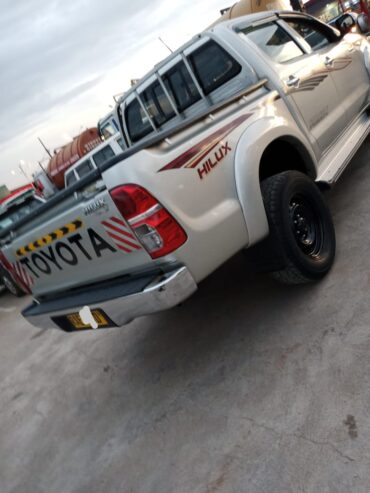 TOYOTA HILUX D4D 2012 MANUAL FOR SALE AT RWF27,000,000